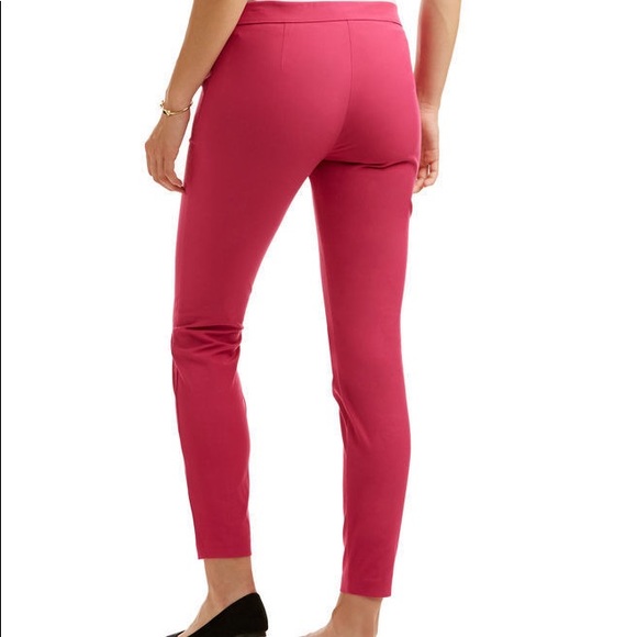 ✨🆕✨ Vineyard Vines ‘cranberry’ stretch woven pant - Picture 2 of 6